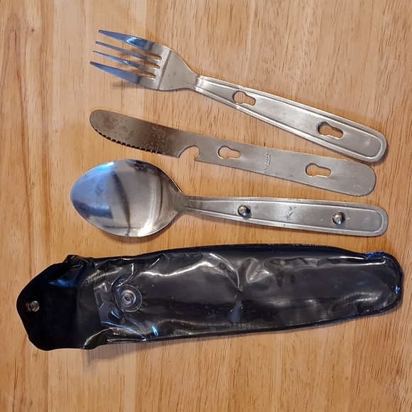 Lunchbox/Camping utensil set. Stainless steel is in GUC. With plastic snap pouch - Picture 3 of 5